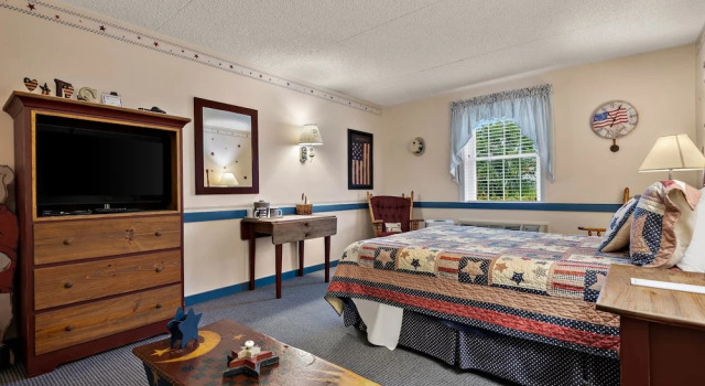 Люкс c 1 комнатой Country Living Inn