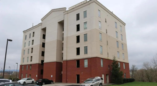 River Crossing Condominiums - A Beautiful River View, Забронировать Курортный отель Севьервилл Great Smoky Mountains National Park
