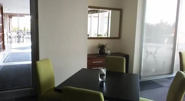 Hotel Aleksandar, Забронировать Отель Отели Ниш 3 звезды, рядом с National Theatre in Niš, 3*