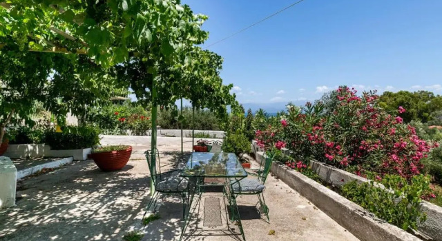 Коттедж с 4 комнатами The Olive yard house in Koroni