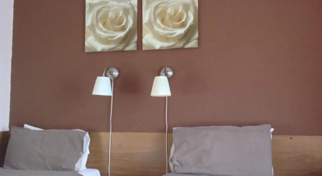 The Premier Lodge, Buchen Sie Pension Hotels in Schottland mit Parkplatz, Parkplätze