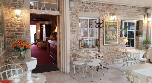 Номер Superior Logis Hôtel De Bretonnière - Beaune centre