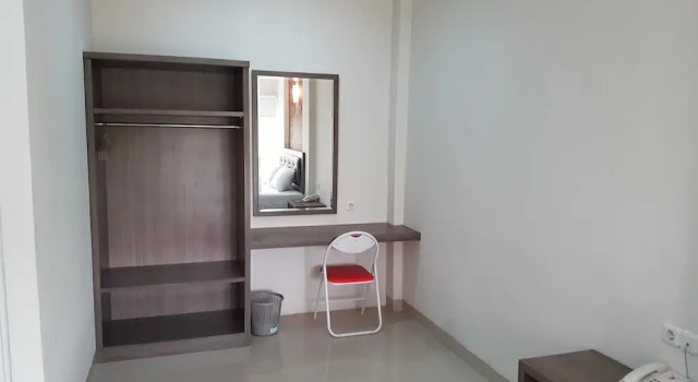 Одноместный люкс Ethan Hotel Kelapa Gading