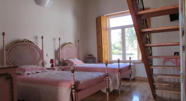 Четырёхместный номер Deluxe Casa De Besteiros