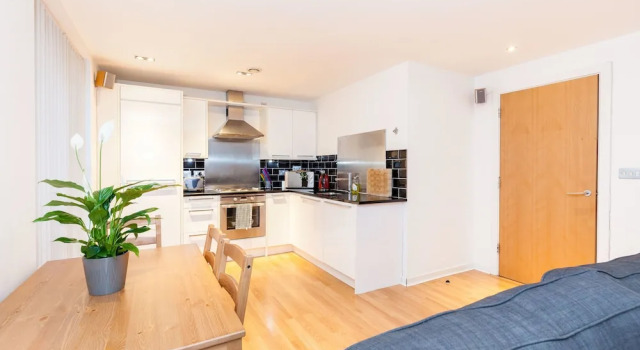Modern Two Bedroom Apartment, Boek Appartement Hotels in Edinburgh met parkeren, Parkeren