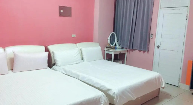 Четырёхместный номер Standard Happy Homestay