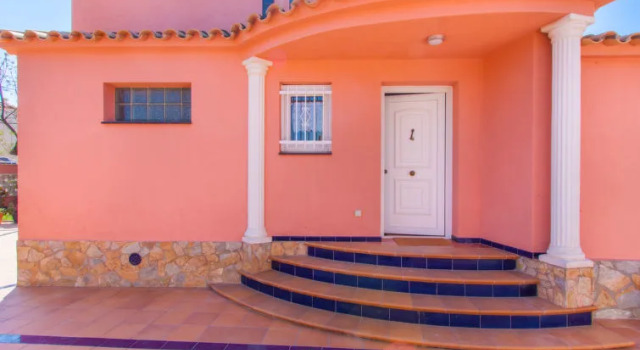 Holiday Home Requesens by Interhome, Забронировать Дом для отпуска Коттеджи Кастельон-де-Ампуриас, Коттедж