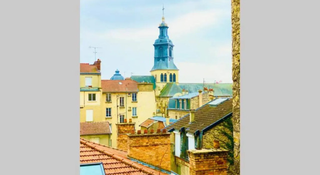 Hypercentre T3 60m2 Calme & Chaleureux, Rezerwuj Hotel Reims Champagne