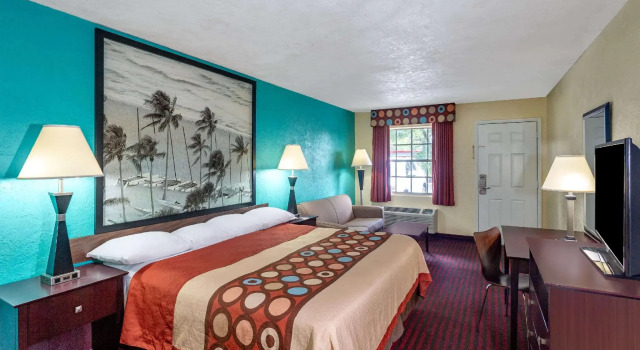 Двухместный номер Standard Super 8 by Wyndham Bradenton Sarasota Area