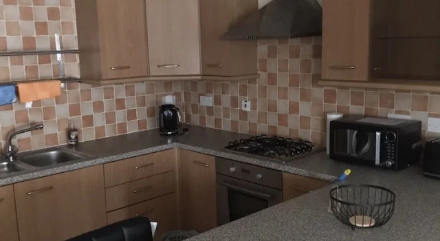 Апартаменты 3-bed Apartment - Sleeps 6 - Parking, Wifi, Pets
