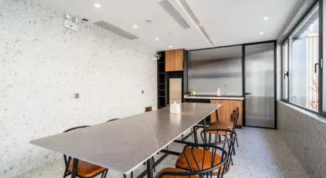 Suzhou Yoga Homestay (Guanqian Pingjiang Road)