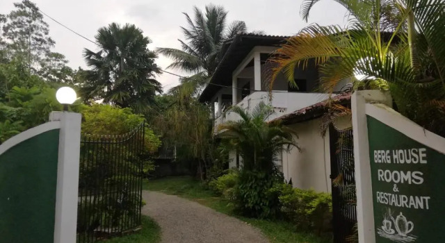Номер Economy Berg House Unawatuna