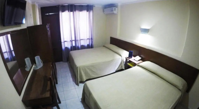 Standard Vierer Zimmer Hotel Oriente