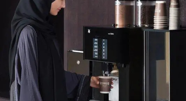 Люкс с видом на город Staybridge Suites Al Khobar by IHG