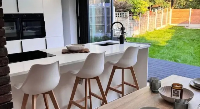 Коттедж Stylish Modern Home Near Mcr Centre Co-op Etihad