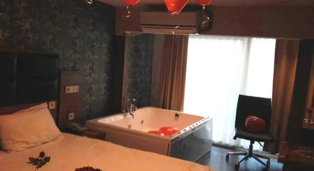Люкс Bayraktar Hotel