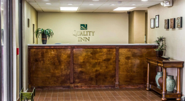 Quality Inn Kinston Hwy 70, Rezervați Hotel Kinston Carolina de Nord