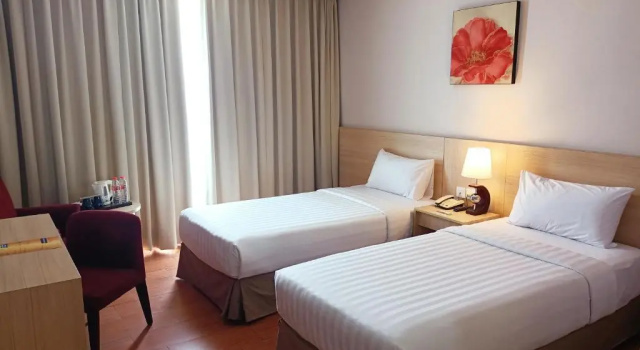 Двухместный номер Deluxe Days Hotel & Suites by Wyndham Jakarta Airport