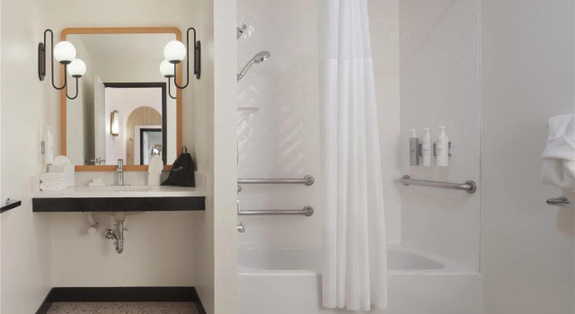 Четырёхместный номер Standard Hampton Inn by Hilton Tampa Fairgrounds Casino