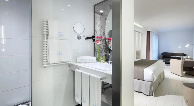 Двухместный номер Superior Eurostars Book Hotel