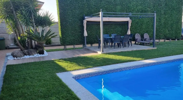 Коттедж CASA JARDIN