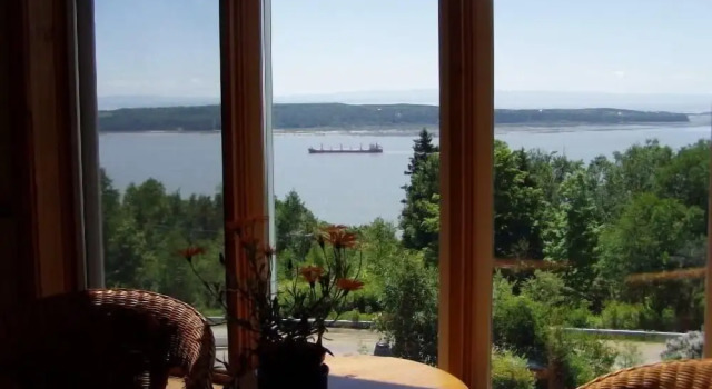 Двухместный номер Superior Auberge Cap aux Corbeaux