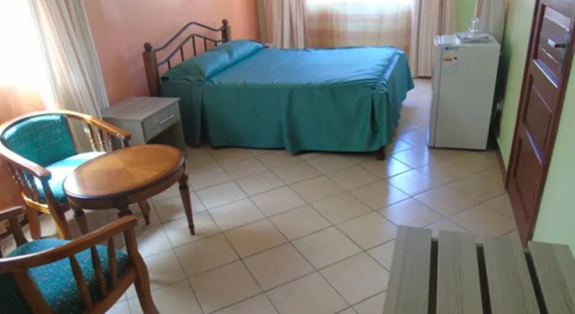 A Great Accommodation to Stay at to Have a Spectacula Relaxing Vacation, Book Bed and Breakfast Hotels in Coast Region with Parking, Parking