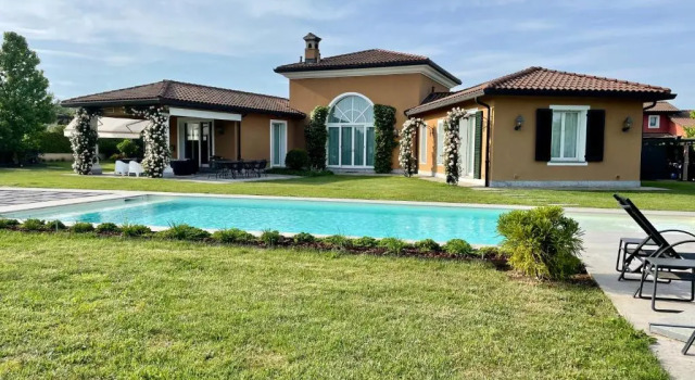 Вилла Bogogno Golf Resort - Front Row Villa