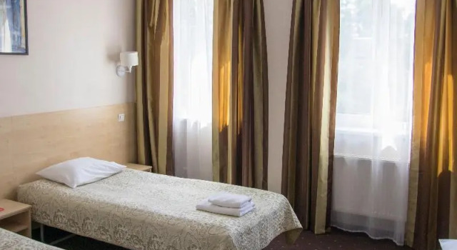 Номер Standard Hotel BEST with FREE PARKING