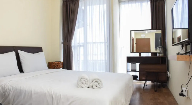 Nice And Cozy Studio At Tifolia Apartment