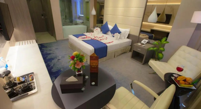 Двухместный номер Deluxe с балконом Grand Palace Hotel