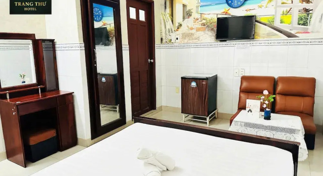 Номер Economy Khách sạn Trang Thư - Sư Vạn Hạnh - Quận 10