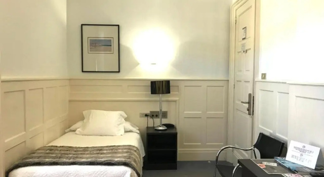 Одноместный номер Standard Hotel Olajauregi