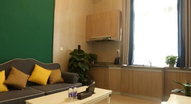 Четырёхместные апартаменты She&He Apartment Shenzhen University
