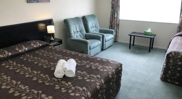 Legends Motel, Забронировать Мотель Отели Палмерстон-Норт с парковкой, рядом с Palmerston North Convention Centre, Парковка