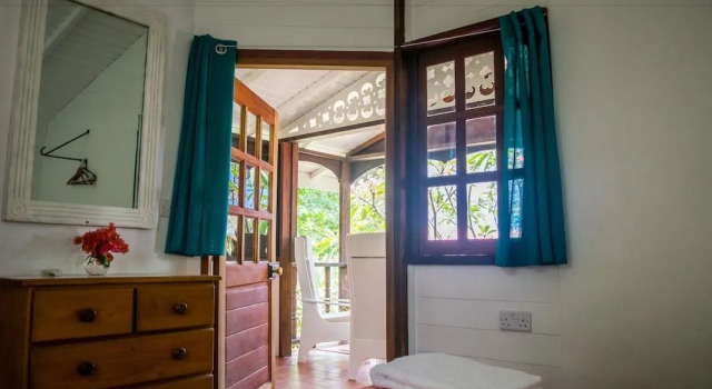 Bogles Round House, Rezervovat Hotel Hillsborough Carriacou Island