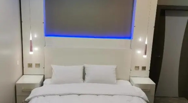 Deluxe Suite Marina H