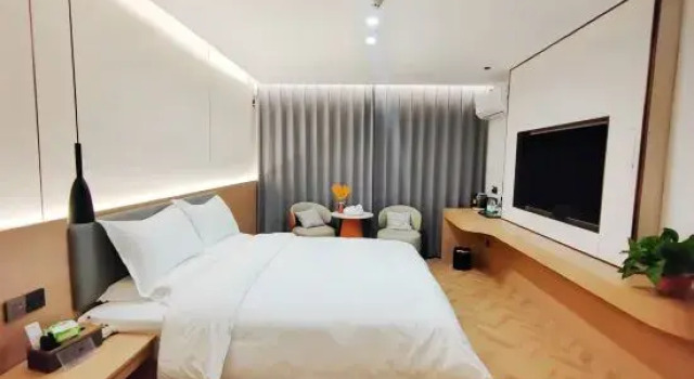 Люкс Business Chaoyun Hotel (Taiyuan The Mix Store)