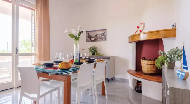 Вилла с 2 комнатами Villa Levante Sea View With Air Conditioning, Parking And Wi-Fi