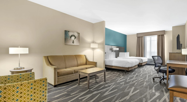 Четырёхместный люкс Best Western Plus Centralia Hotel & Suites