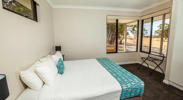 Neagles Retreat Villas, Забронировать Вилла Клэр Clare Valley