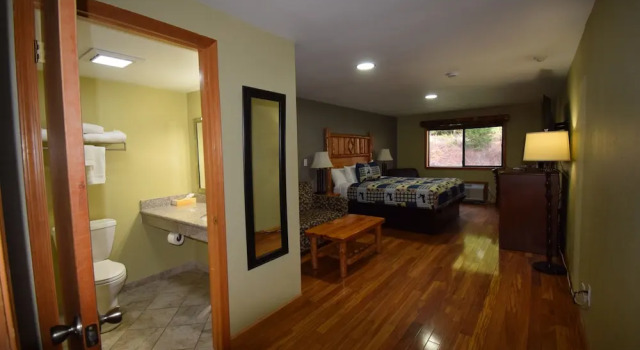 Номер Standard Nisqually Lodge