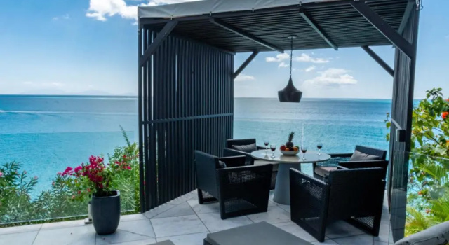 Номер Standard с 3 комнатами oceanfront Tamarind Hills Resort & Villas