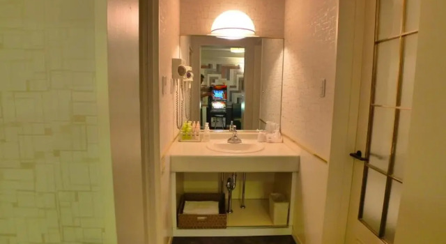 Двухместный номер Economy Hotel GOLF III Atsugi