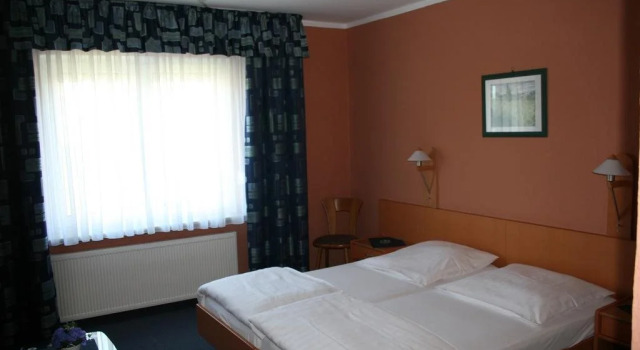 Hotel Brepols, Đặt Khách sạn Wuerselen North Rhine-Westphalia