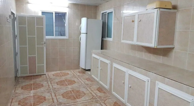 Al Naaman Bin Al Munther Guest House, Забронировать Отель Низва Эд-Дахилия, рядом с Форт Назвы