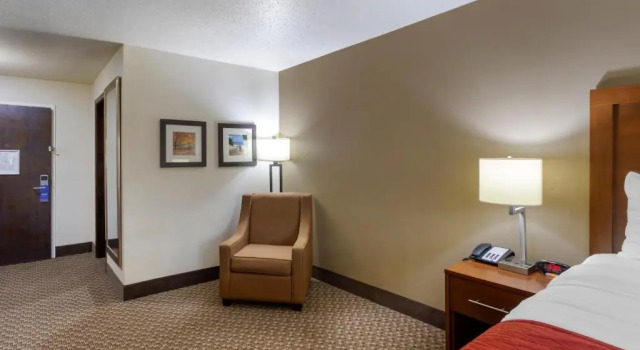 Номер Superior Comfort Inn Hobart-Merrillville I-65