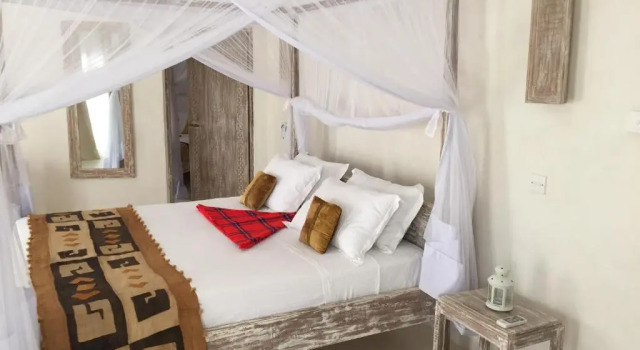 Полулюкс Deluxe The Villa Luxury Suites Hotel