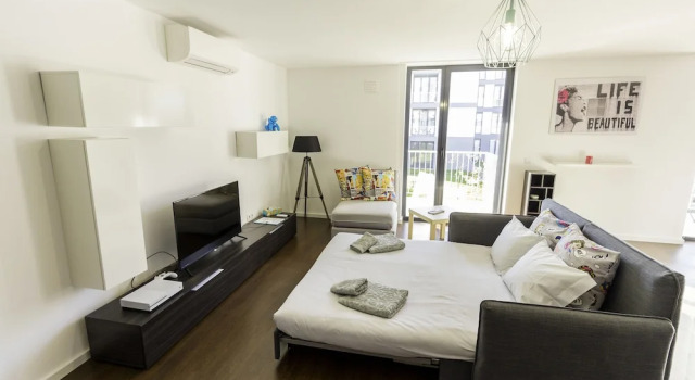 Апартаменты Guest H4U Bonjardim Pop Art City Center