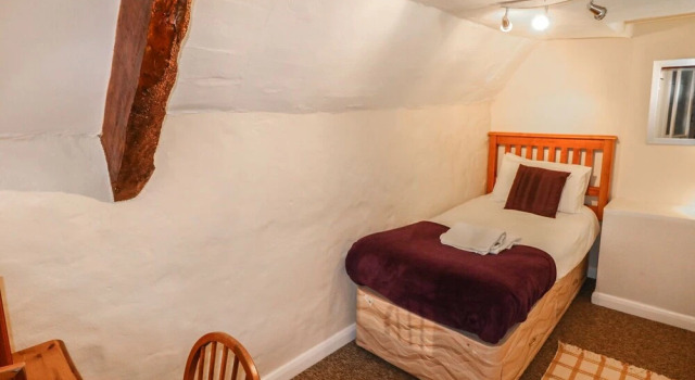 Hill Farm Cottage, Book Landbrugsophold Hoteller i Freshwater med parkering, Parkering